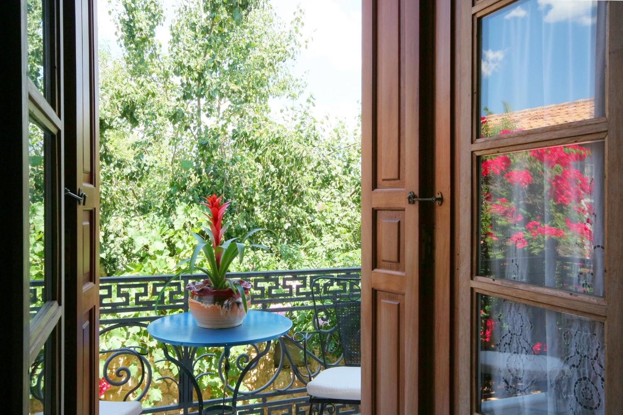 Archontiko Art Hotel Galaxidi Номер фото